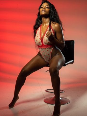 Милена Выпускница